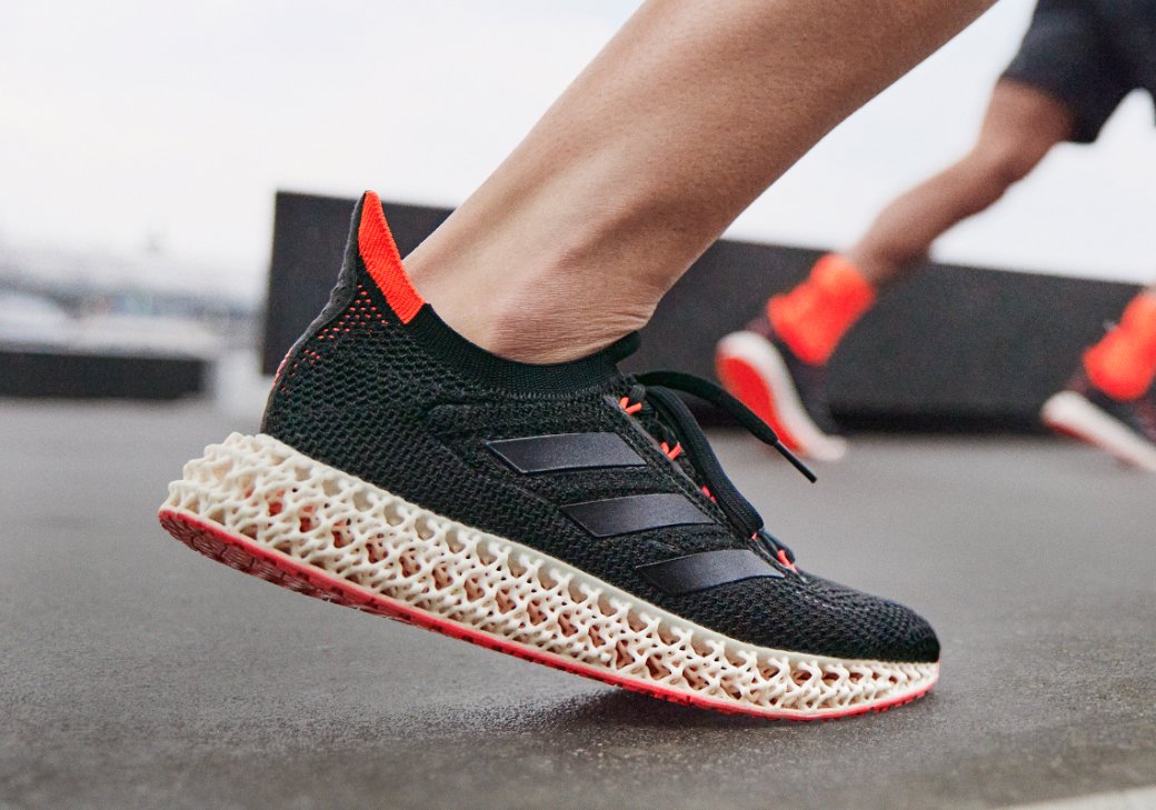 Adidas представил инновационные кроссовки с напечатанной на 3D-принтере подошвой — фото 1