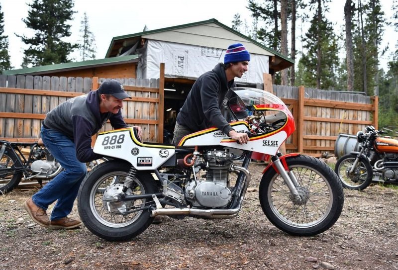 Yamaha XS650, заправленный спиртом