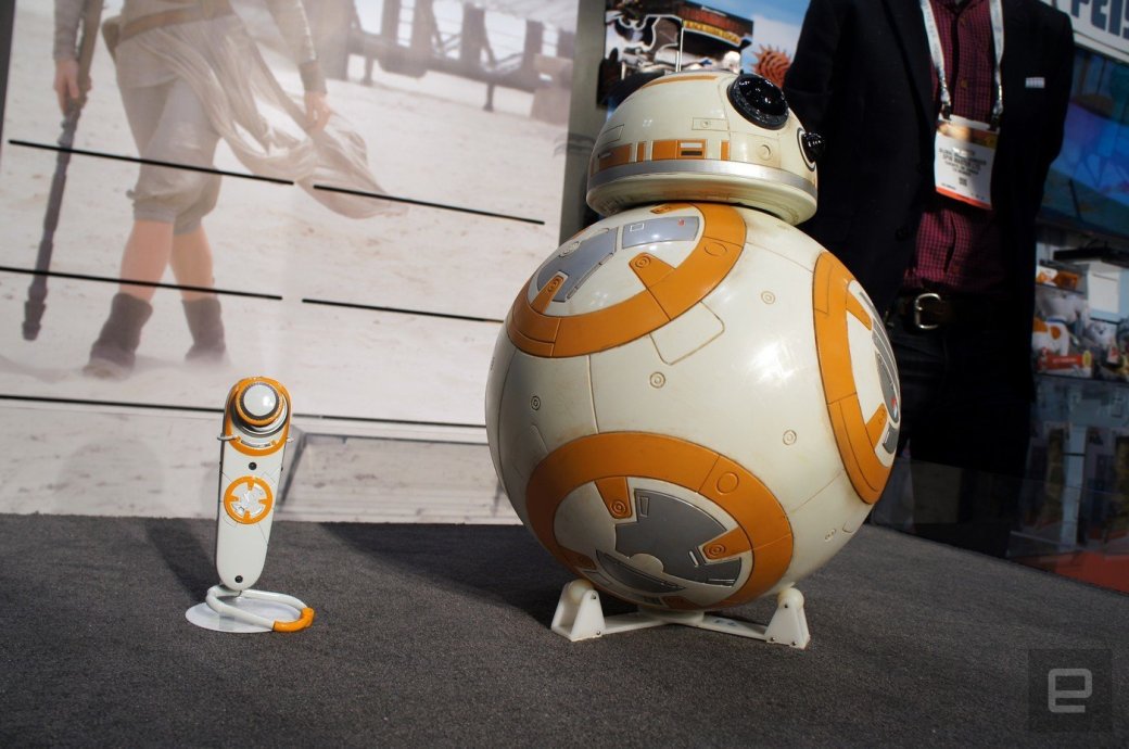 Галерея Точная модель BB-8 позволит почувствовать себя Рей или По  - 5 фото