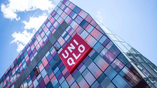 Магазины одежды Uniqlo приостановят работу в России после заявлений об обратном