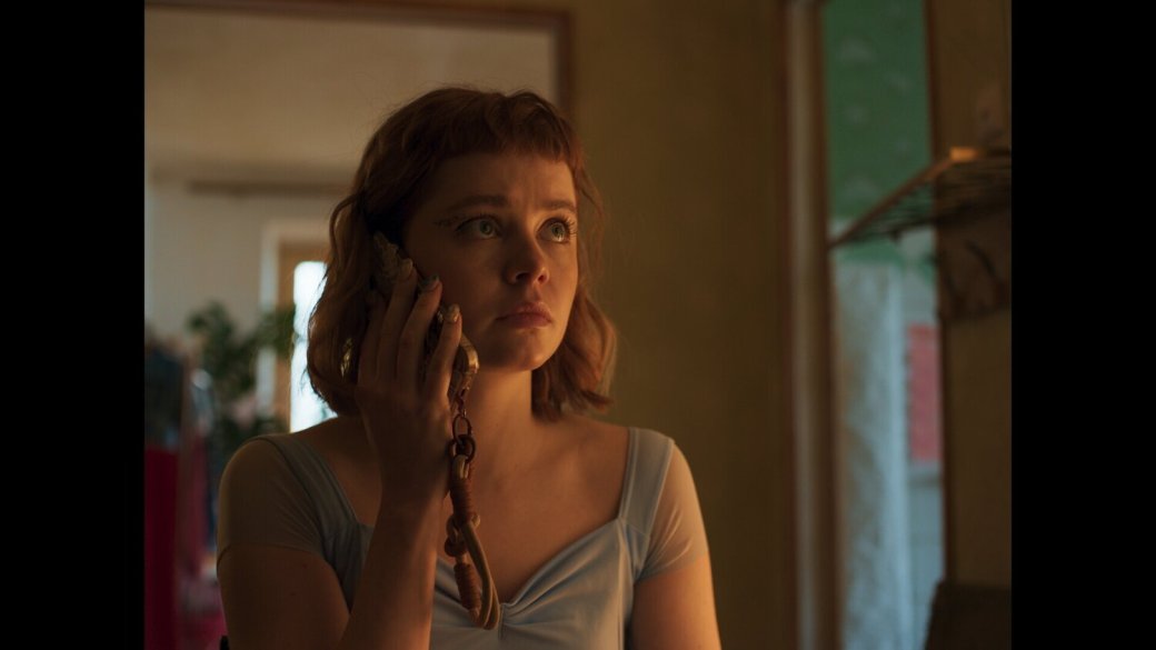 Шоураннер и один из авторов сценария сериала — Александр Носков, запустивший «Волшебный участок»

Источник: Okko