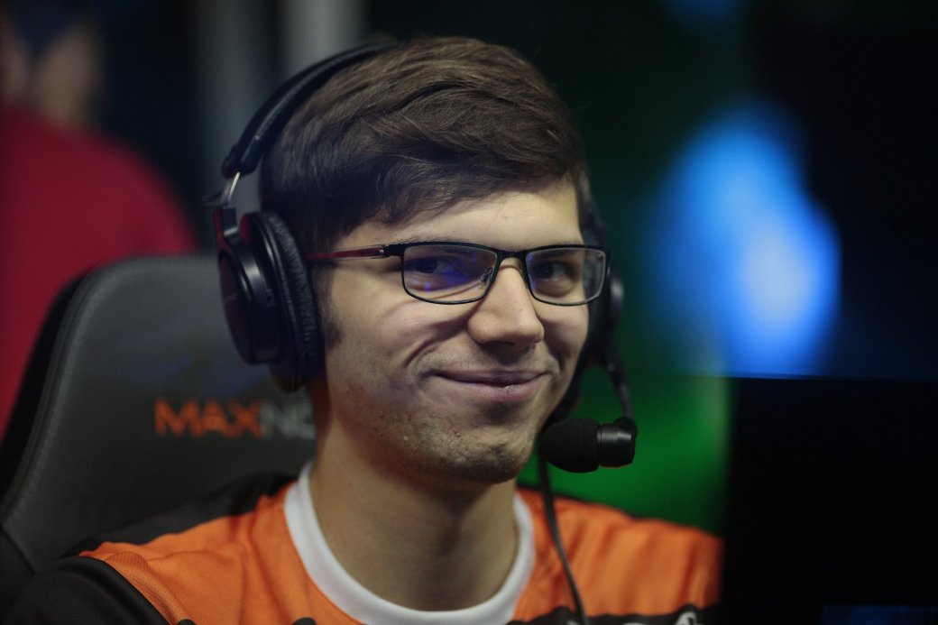 Илья «Lil» Ильюк, игрок Virtus.pro