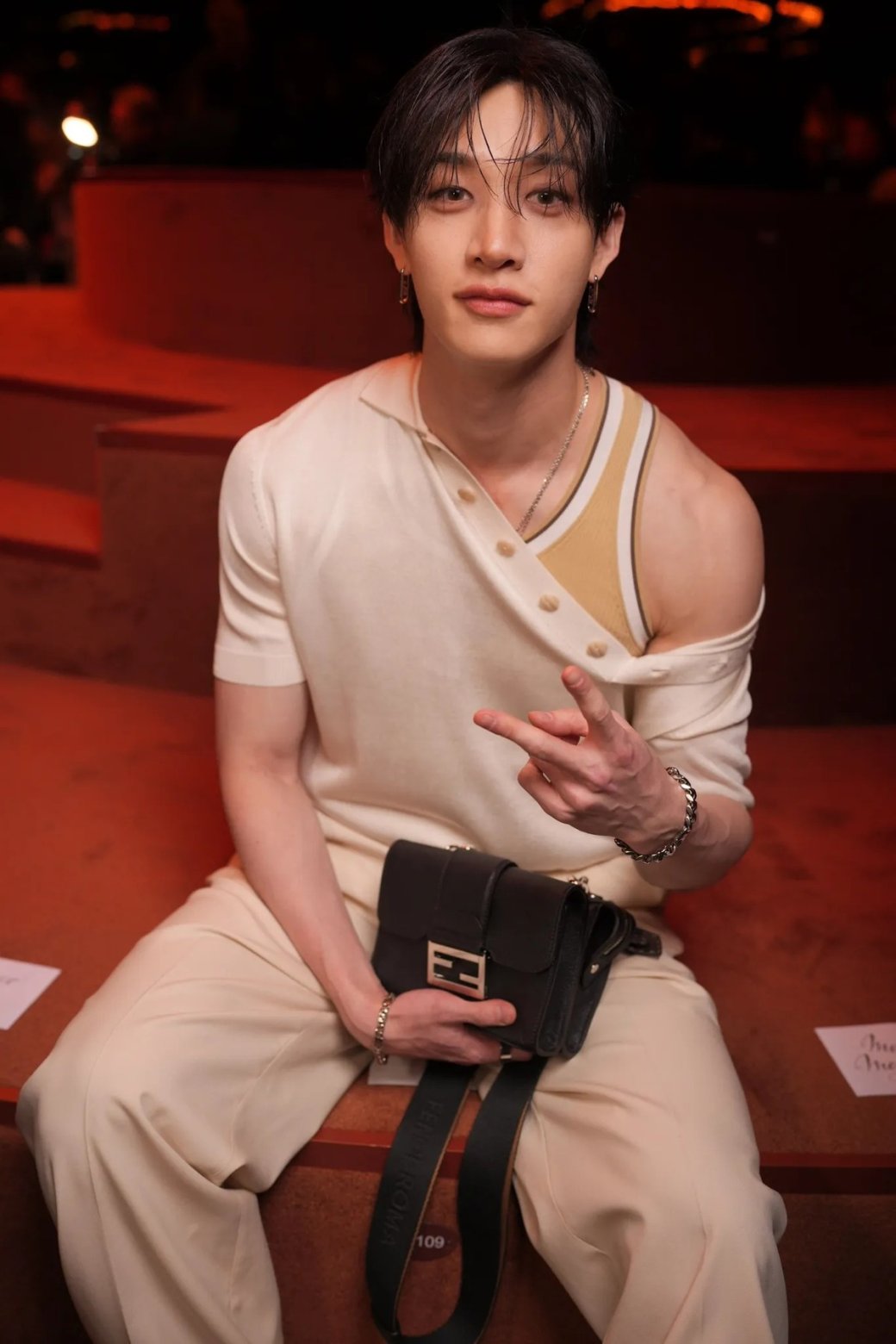 Бан Чан из Stray Kids посвятил песню бренду Fendi — Roman Empire выйдет 3 ноября — изображение 2
