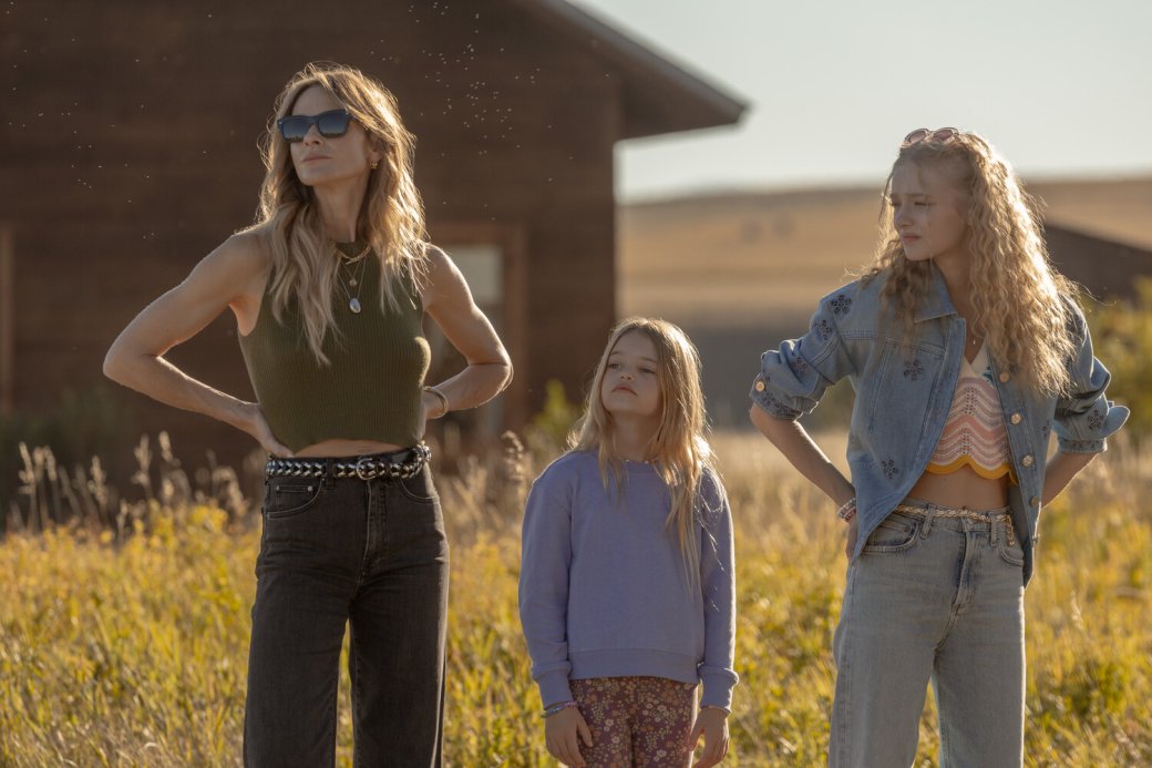 Бо Гаретт, Алайна Поллак и Амайя Миллер в сериале «Река Мадисон» / Источник: Paramount Television Studios