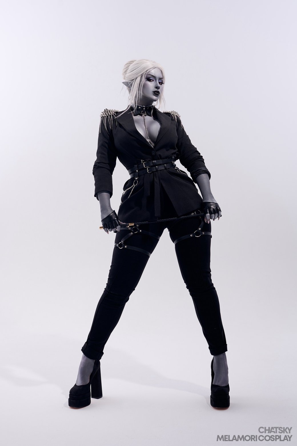 Галерея Модель снялась в обольстительном образе Минтары из Baldurʼs Gate 3 - 3 фото