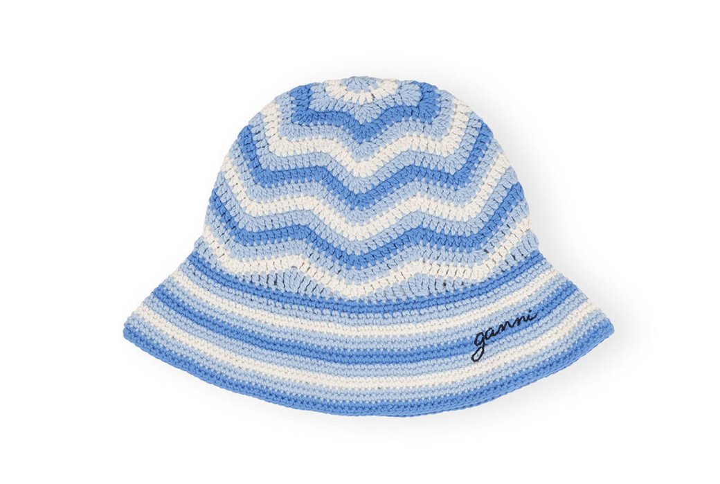 Галерея Какая ты girl сегодня: Лето 2025 года в «корах» - 6 фото