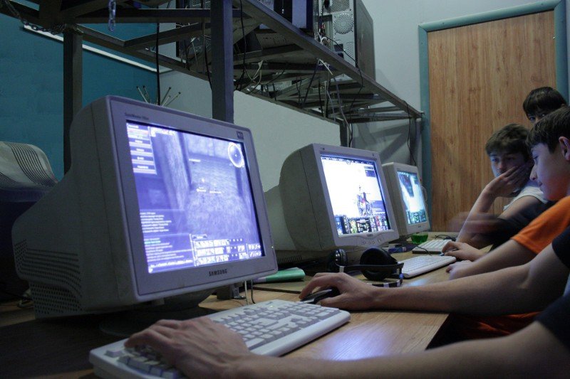 Quake 3 Arena — 20 лет! Вспоминаем компьютерные клубы, где многие впервые и сыграли в шутер id — изображение 3