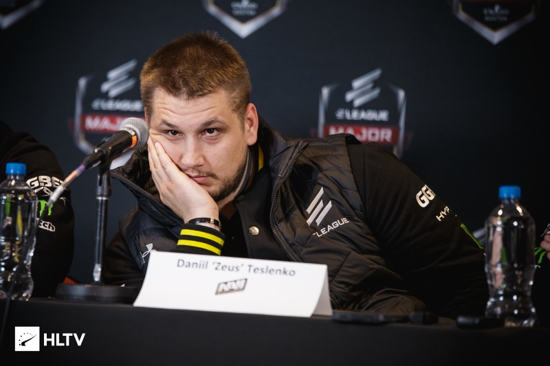Иронично. Zeus набил татуировку с коктейлем Молотова из CS:GO — фото 1