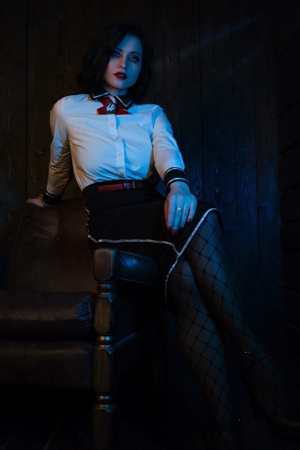 Галерея Косплеерша повторила образ роковой Элизабет из BioShock Infinite - 6 фото