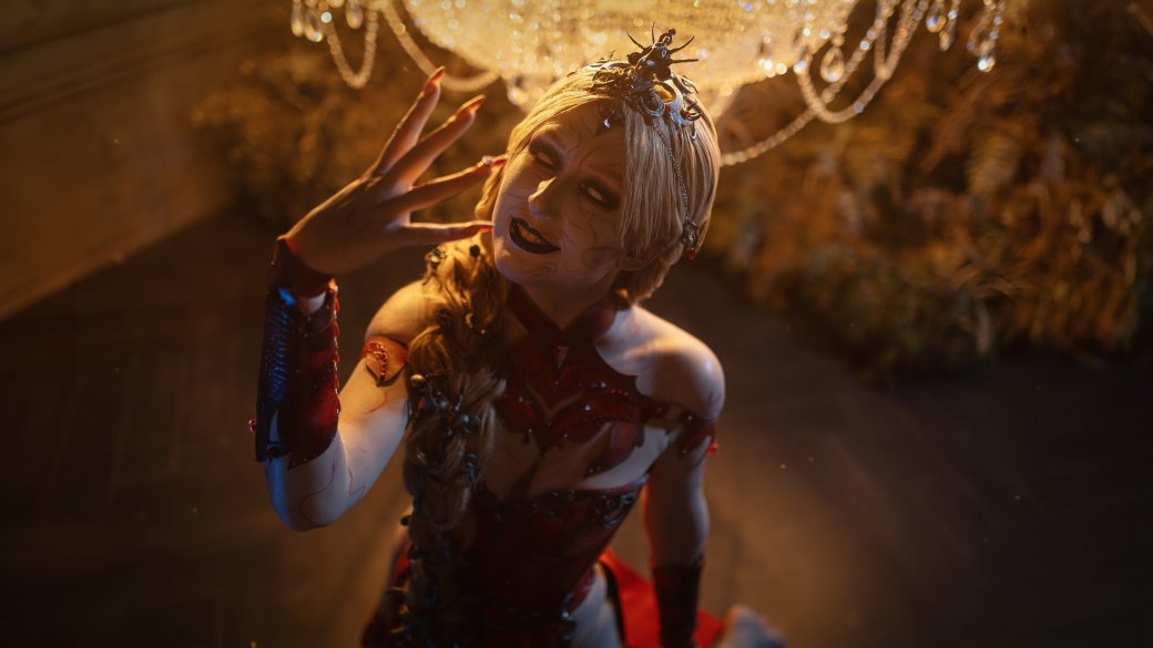 Галерея Модель снялась в образе жутковатой, но притягательной Орин из Baldurʼs Gate 3 - 9 фото