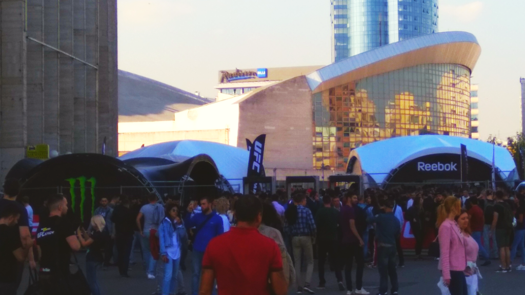 Галерея Как прошел первый турнир UFC в Москве - 2 фото
