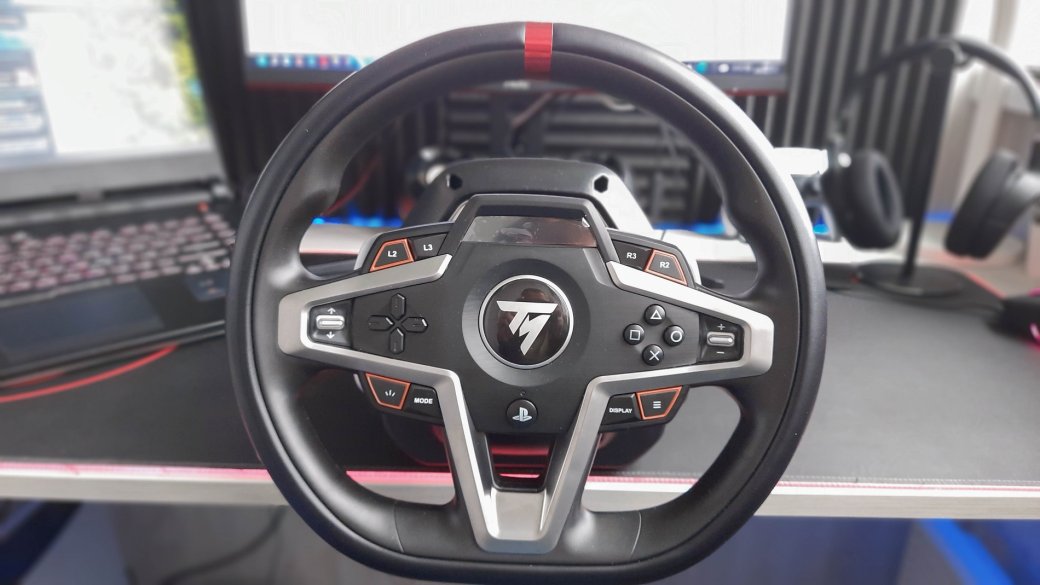 Обзор Thrustmaster T248: игровой руль с дисплеем для ПК и консолей — фото 12