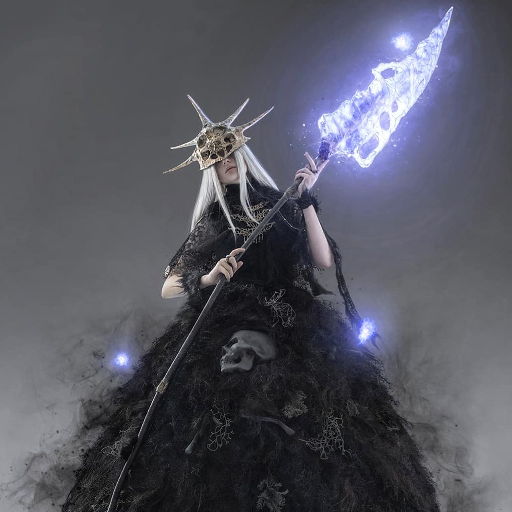 Мрачно и очень красиво: россияне показали шикарный косплей персонажей Dark Souls — изображение 2