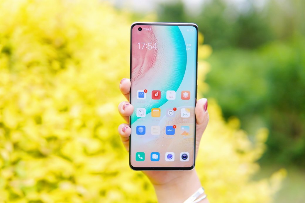 Представлена линейка топовых камерофонов Vivo X50 — фото 2
