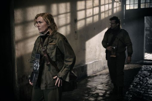 В сети появился новый трейлер военной драмы «Ли» с Кейт Уинслет и Марион Котийяр