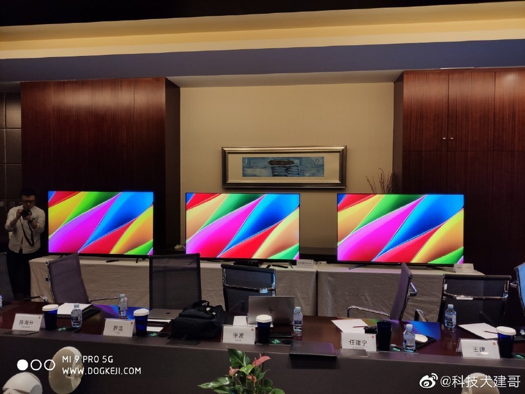 Галерея Xiaomi Mi TV 5 — новые китайские премиум-телевизоры по минимальной цене 27 000 рублей - 2 фото