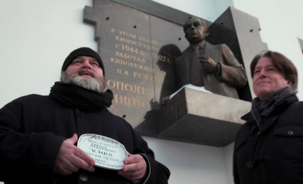 «На последнем дыхании», Содерберг, «Харли Квинн» и «Друзья». А что вы смотрели на прошлой неделе? — фото 3