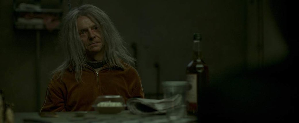 Рецензия на «Темное наследие». Триллер с Саймоном Пеггом от режиссера фильма «Конченая» — фото 2