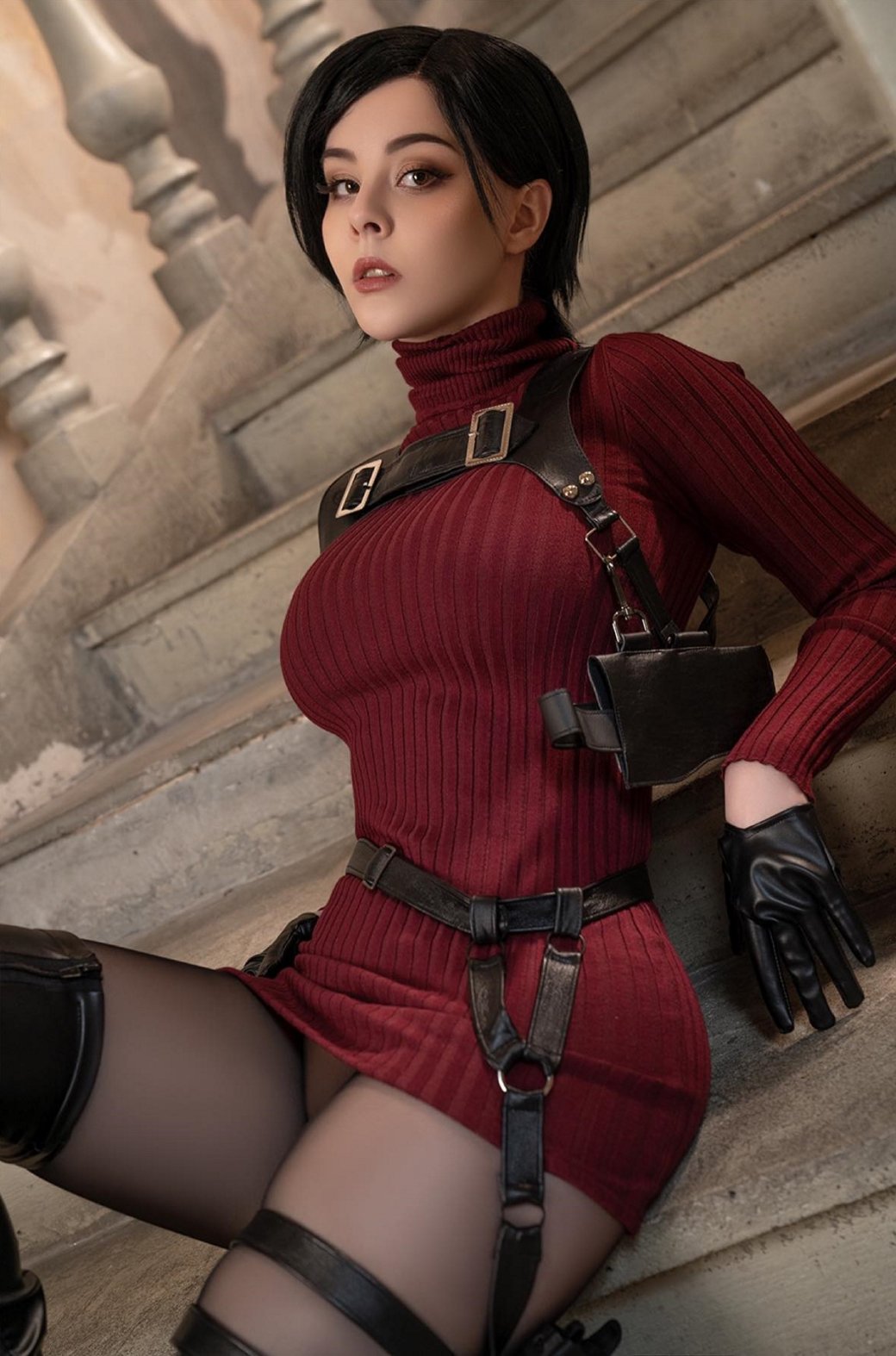 Галерея Модель сделала провокационный косплей Ады Вонг из ремейка Resident Evil 4 - 3 фото