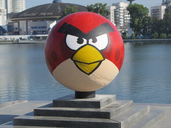 Галерея В Екатеринбурге поселилась одна из Angry Birds - 2 фото
