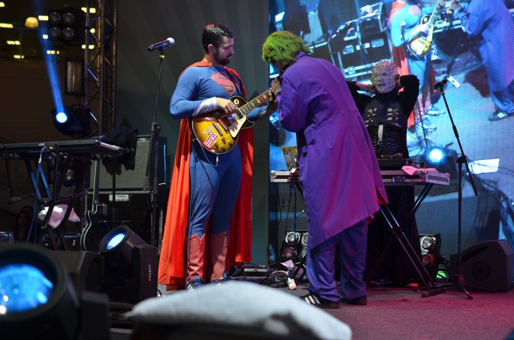 Фотоотчет с «Игромира» и Comic Con Russia, день 2 – концерт Noize MC — фото 27
