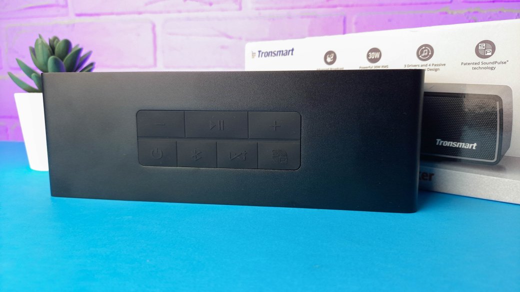Обзор Tronsmart Studio: портативная колонка со встроенным сабвуфером — фото 4