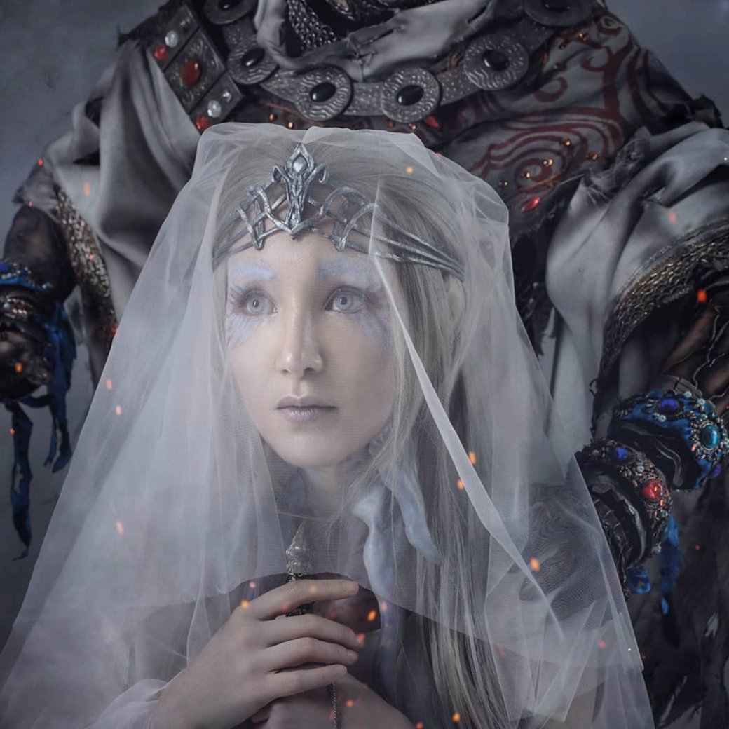 Мрачно и очень красиво: россияне показали шикарный косплей персонажей Dark Souls — изображение 5