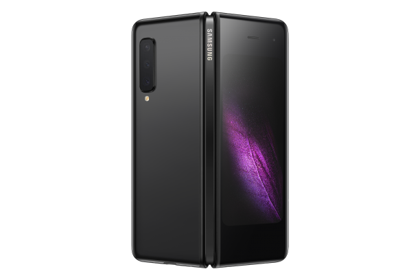 Складной флагман Samsung Galaxy Fold приехал в Россию. Заявленная цена — 160 000 рублей — фото 2