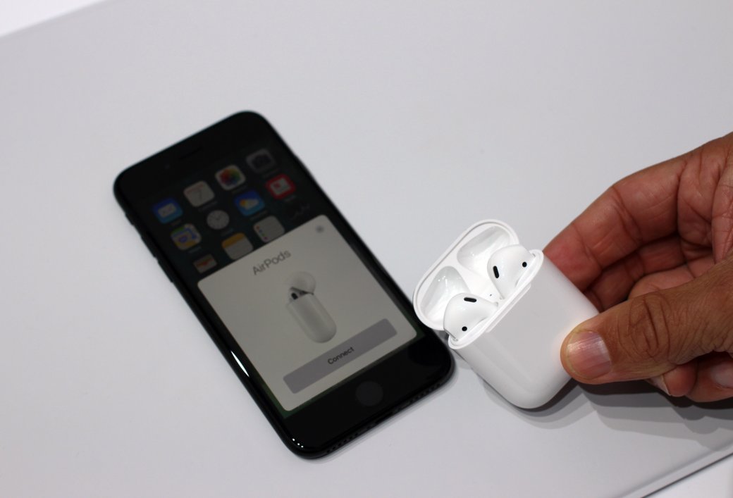 Не $199, а $40: качественную подделку под AirPods 2 снабдили начинкой от первой модели — фото 1