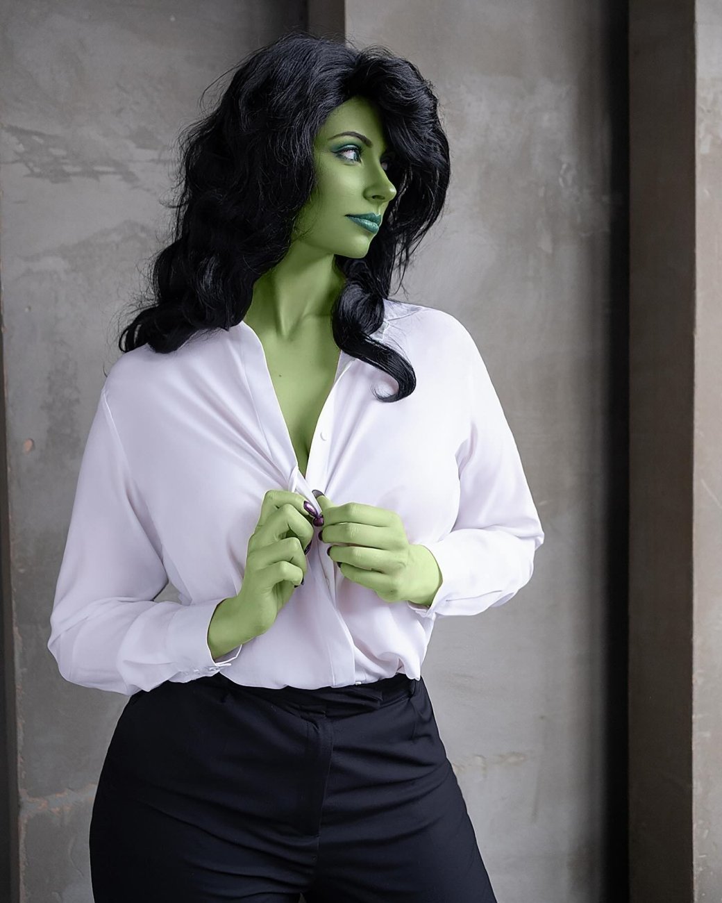Галерея Модель сделала соблазнительный косплей Женщины-Халк из сериала Marvel - 6 фото
