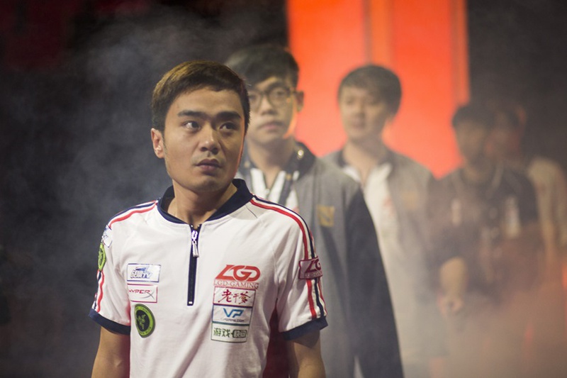 Китайские легенды Dota 2 победили ботов. Это поражение стало вторым для OpenAI на TI8 — фото 1