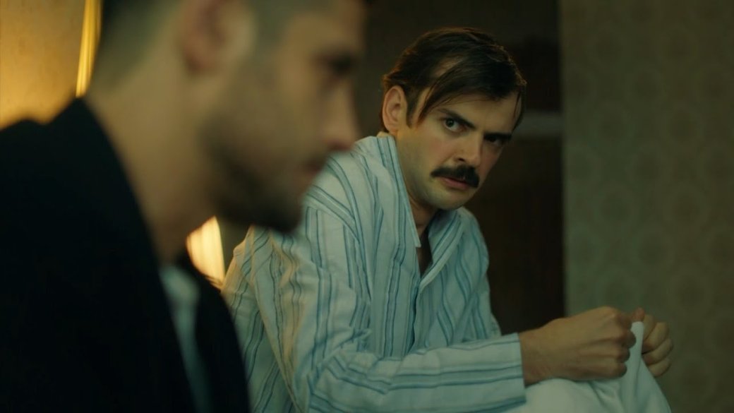 5 сериалов весны, на которые не стоит тратить время. От «Корней» до «Солнечных противоположностей» — фото 1