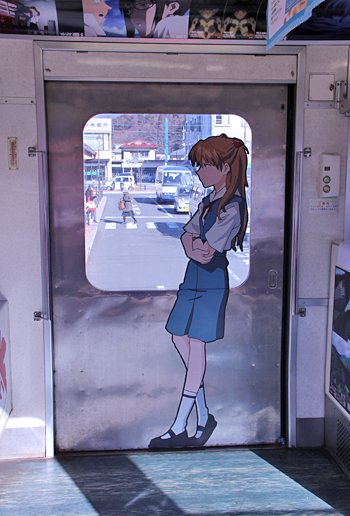 Галерея Япония обзавелась новым поездом в стиле аниме «Евангелион» - 3 фото