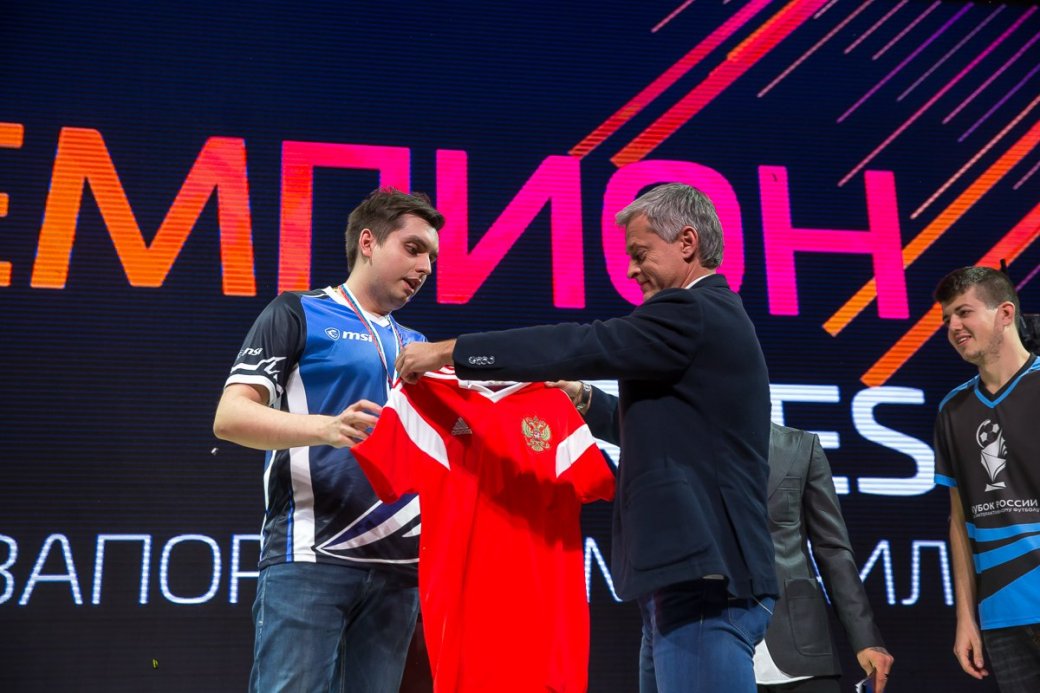 Как киберфутболисты восприняли новость о переносе чемпионата РФПЛ из FIFA в Pro Evolution Soccer — фото 4