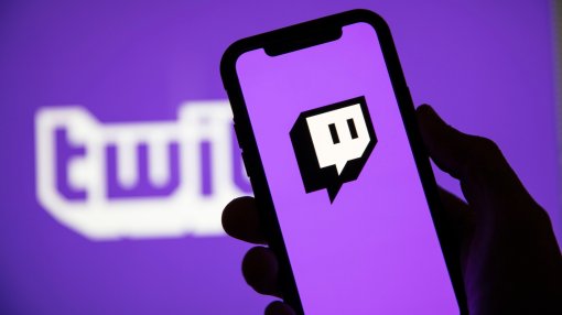 Twitch тестирует функцию «закрепления» сообщений в чате за плату