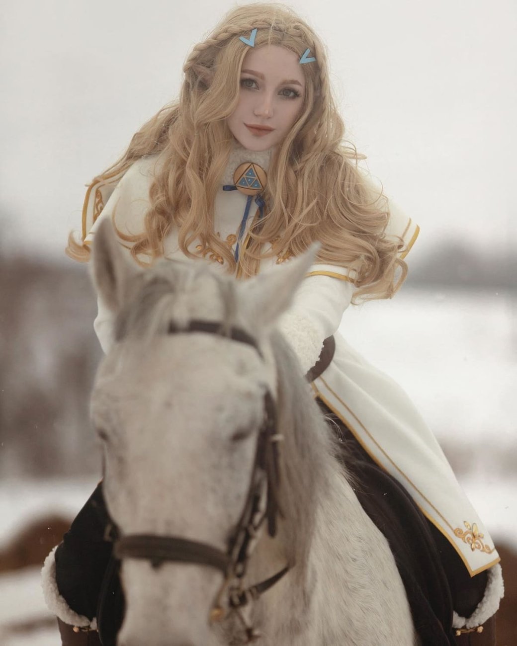 Галерея Россиянка показала косплей на принцессу Зельду в зимнем костюме - 3 фото