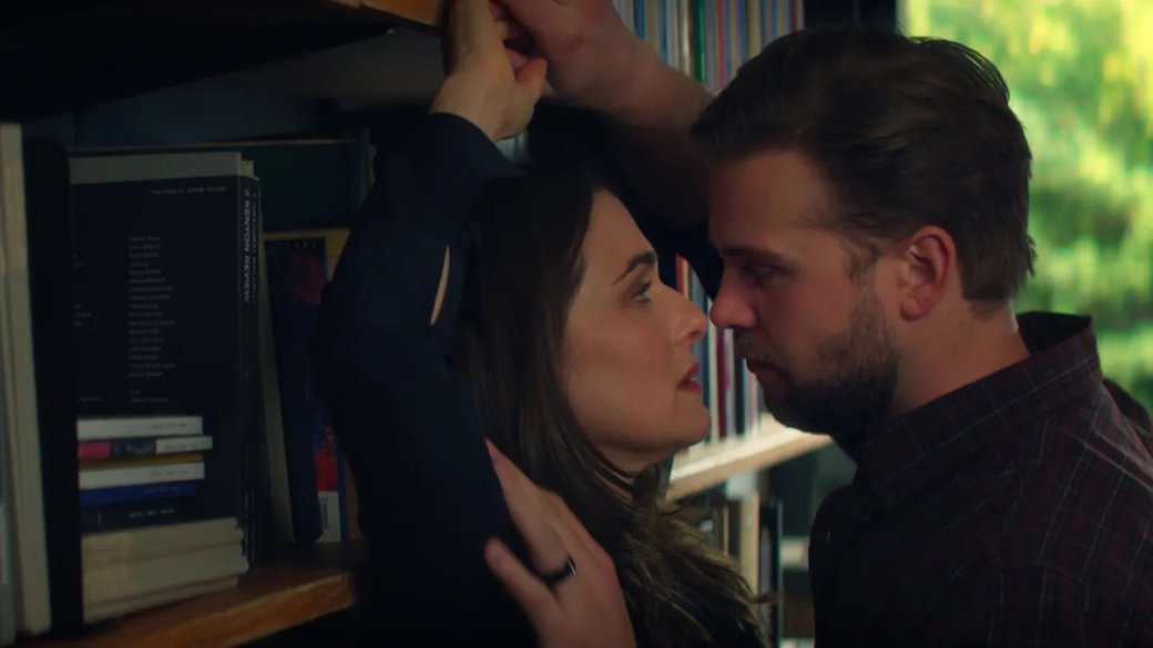 Страсти накаляются: Netflix опубликовал первые кадры сериала «Владимир» — изображение 3