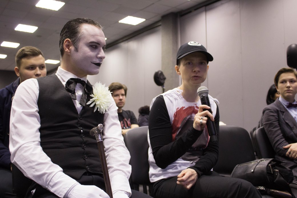 Встреча с «Канобу», Дмитрий Глуховский, Ник Перумов. Comic Con Russia и «Игромир» 2019. День 4 — фото 11