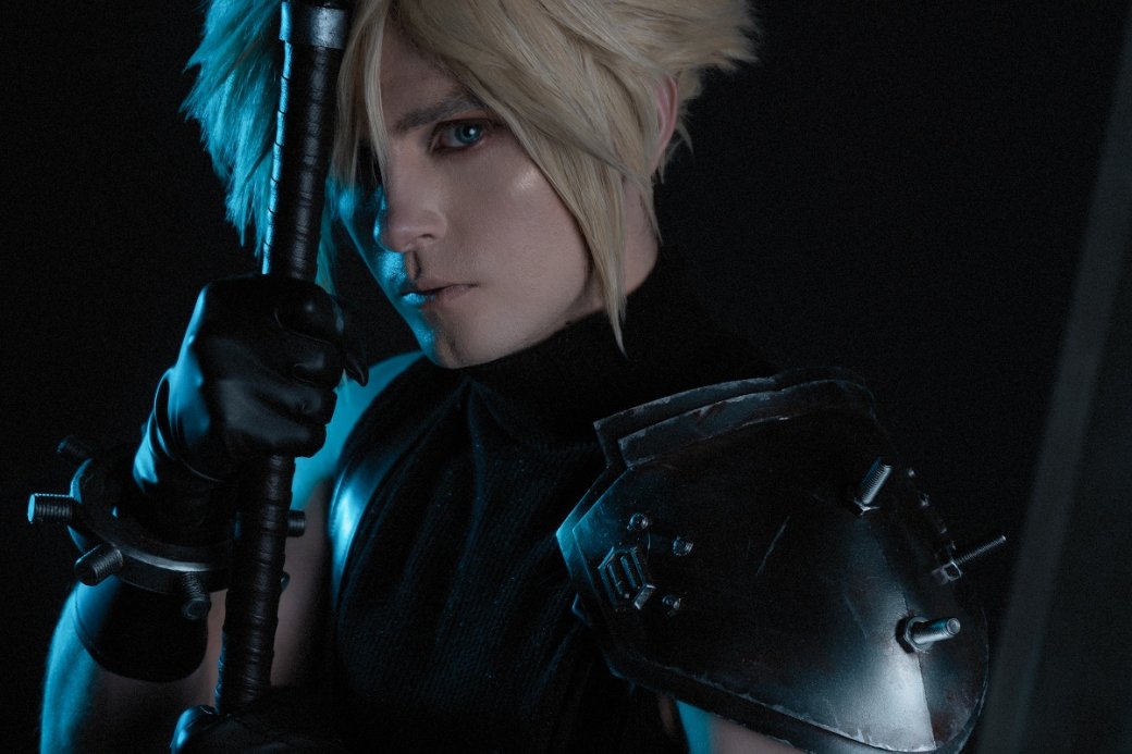 Россиянин косплеит Клауда Страйфа из Final Fantasy VII — фото 3