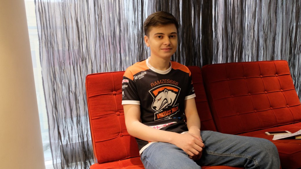 Роман «RAMZES666» Кушнарев, игрок Virtus.pro