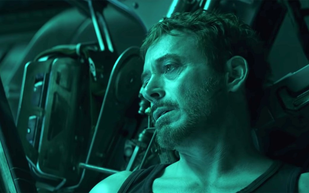 Роберт Дауни-младший в роли Тони Старка в фильме «Мстители: Финал» (2019)