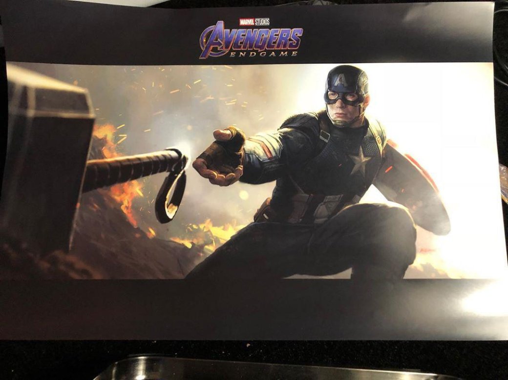 Капитан Америка сомневается, достоин ли Мьельнира — это официальный постер Marvel — фото 1