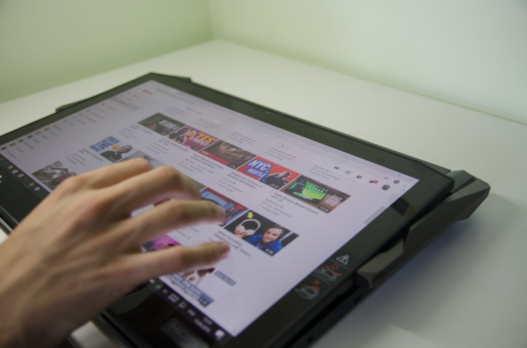 Ноутбук-трансформер за 369 000 Р: Acer Predator Triton 900 — фото 9