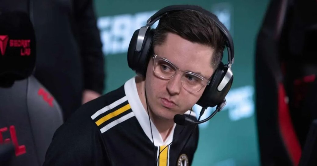 Дан apEX Мадесклер