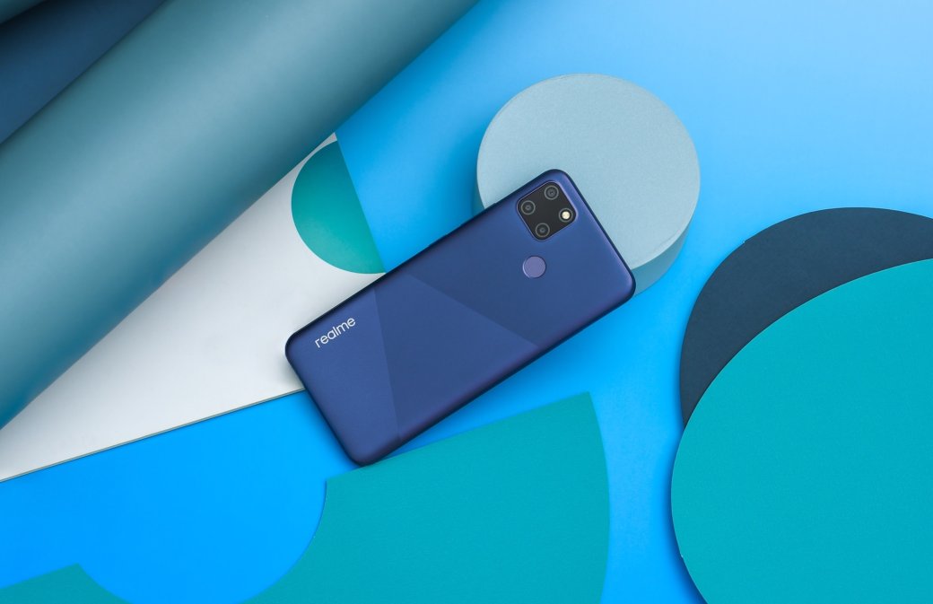 Смартфон Realme C12 с батареей на 6000 мАч стоит 9000 рублей — фото 1