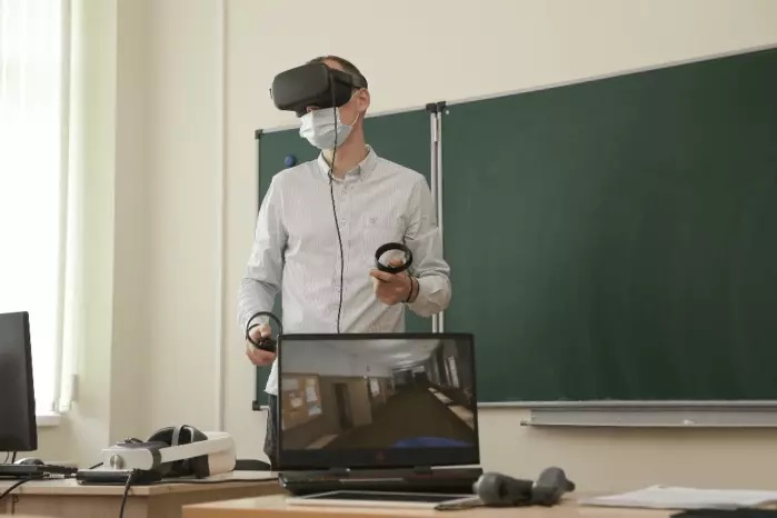 Школьники Нижегородской области начали использовать на уроках ОБЖ VR-очки — фото 1