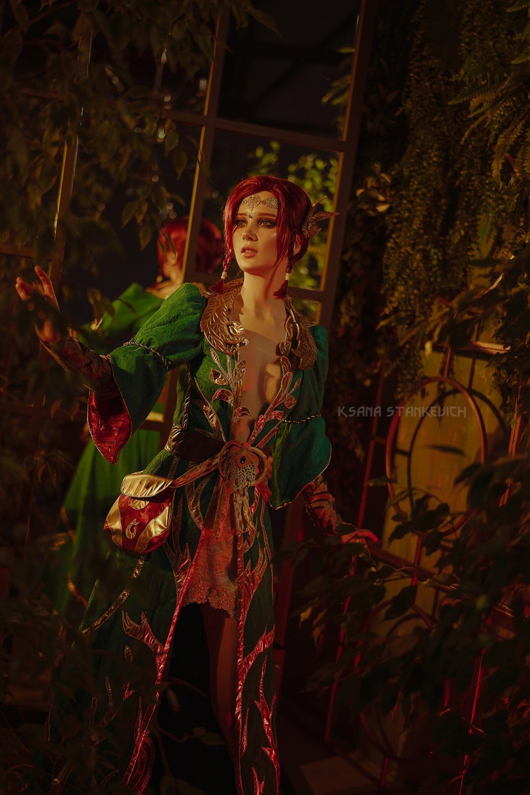 Галерея Модель сделала чарующий косплей Трисс в альтернативном наряде из «Ведьмака 3» - 5 фото