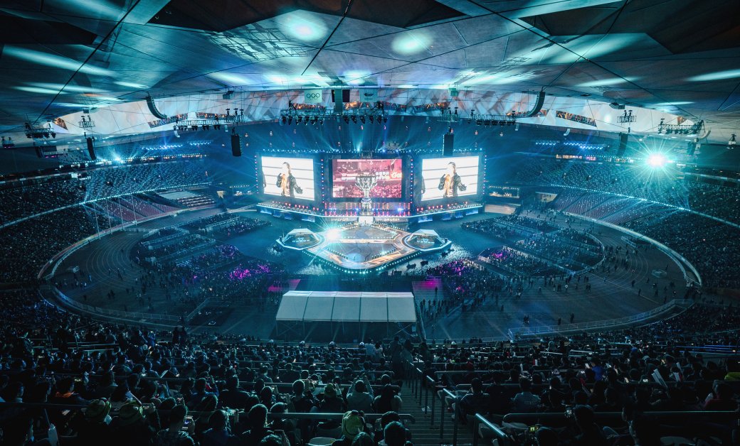 Красивое шоу от Riot не всегда идеально внутри
