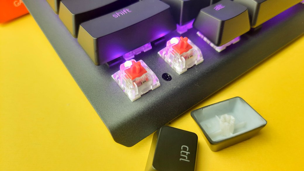 Обзор XPG Mage: игровая механическая клавиатура с RGB-подсветкой и съёмным кабелем — фото 8