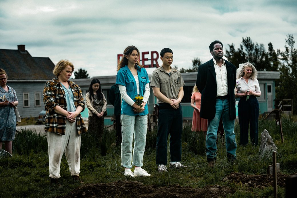 Кадр из сериала «Извне»

Источник: MGM+